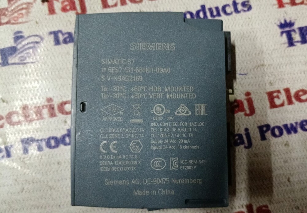 SIEMENS 6ES7 131-6BH01-0BA0 PLC