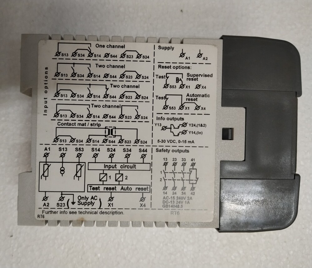 ABB 2TLA010026R0400 SAFETY RELAY