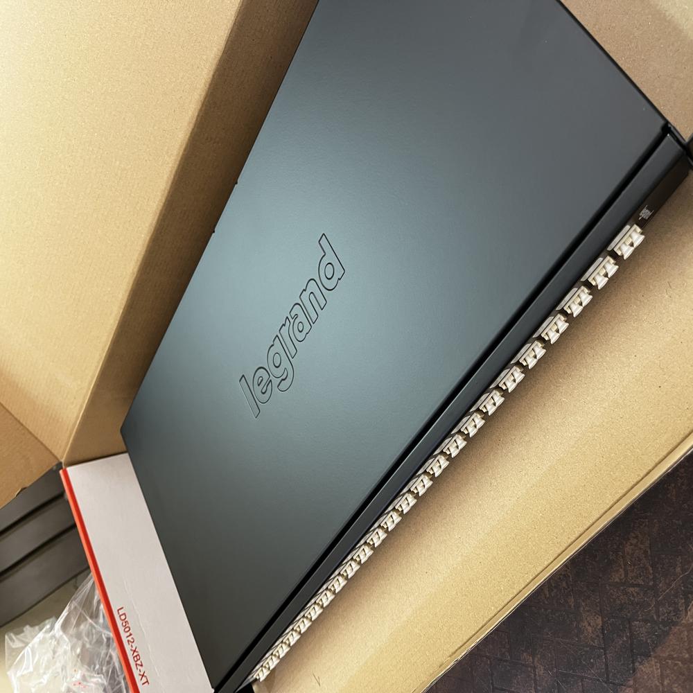 Legrand 24 पोर्ट LC मल्टीमोड डुप्लेक्स फाइबर ऑप्टिक पैच पैनल