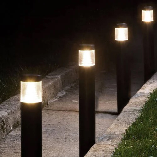 Fabiron Garden Bollard - Color: Black