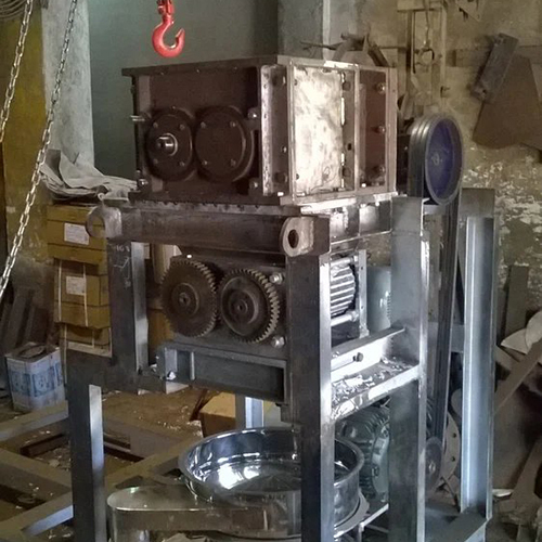 Two Stage Shredder Machine