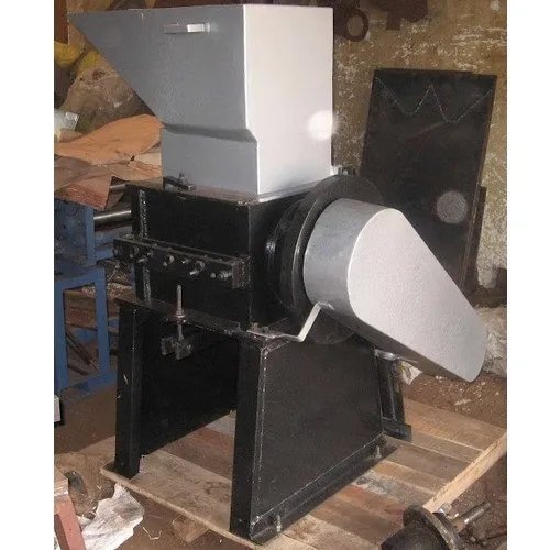 Horizontal Blade Plastic Grinders Machine - Application: Industrial