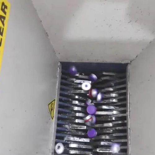 Solid Waste Shredder Machine