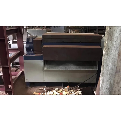 Corrugated Box Shredder Machine - Dimension (L*w*h): 3200 X 2000 X 1900 Millimeter (Mm)