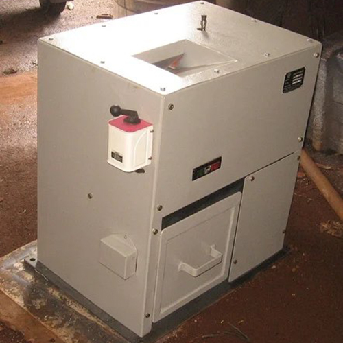 Newspaper Katran Shredder For Fruit Packaging Machine - Noise Level: 60 Db