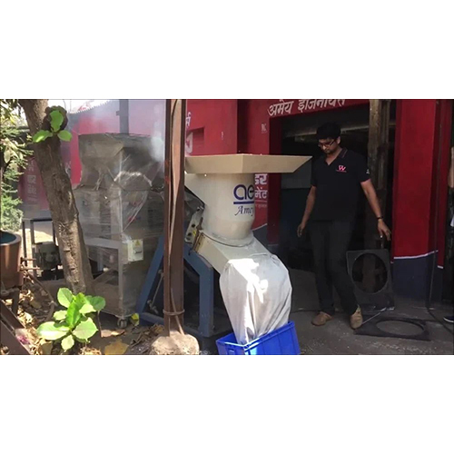 Chemical Lump Crusher Machine - Color: White