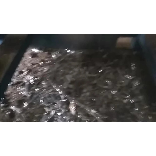Metal Oil Can Shredder - Color: White Blue
