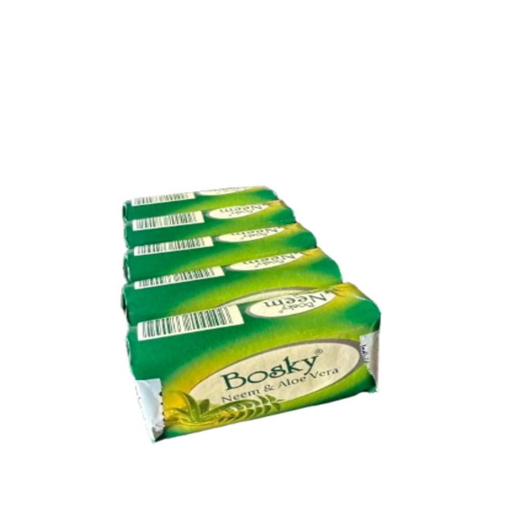 BOSKY NEEM & ALOE VERA SOAP 100GMS का उपयोग आपकी त्वचा को नर्म और हाइड्रेटेड रखने के लिए किया जाता है। नीम और एलो वेरा के गुण आपकी त्वचा की देखभाल करने में मदद करते हैं।