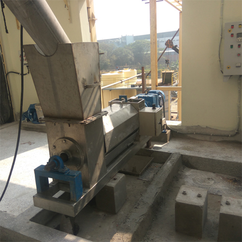 Husk Dewatering Screw Press - Color: Silver