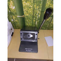 Pvc Card Making Machine - Automatic Grade: Semi-automatic