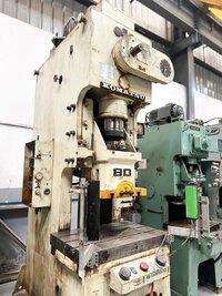 1606 KOMATSU C FRAME SINGLE CRANK PRESS