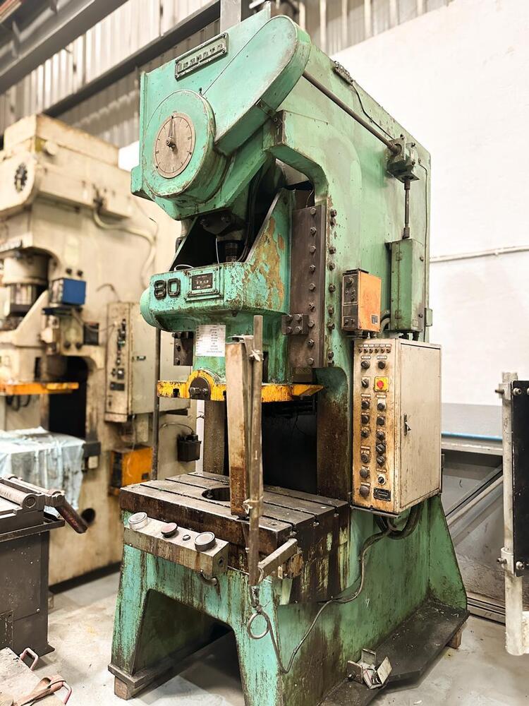 1607 OKAMOTO C FRAME SINGLE CRANK PRESS