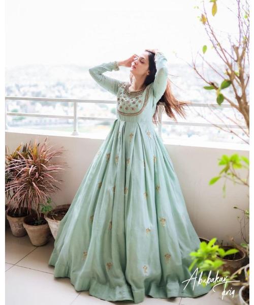 Woven Floral V Neck Heer Anarkali Set