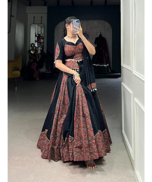 Latest Designer Navratri Chaniya Choli For Women