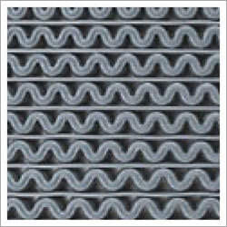 3M Nomad Terra Z Mat एक विशेष प्रकार का मैट है जो आपकी जगह को साफ और सुरक्षित रखने के लिए डिज़ाइन किया गया है। यह मैट गंदगी और नमी को पकड़ता है, जिससे फर्श की स्वच्छता बनी रहती है। इसकी टिकाऊ निर्माण गुणवत्ता इसे लंबे समय तक चलने वाला बनाती है।