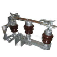 Double Break Isolator With Earth Switch (earth Blade) - Application: Industrial