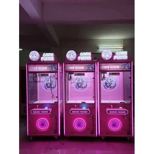 Doll Catcher Game Player