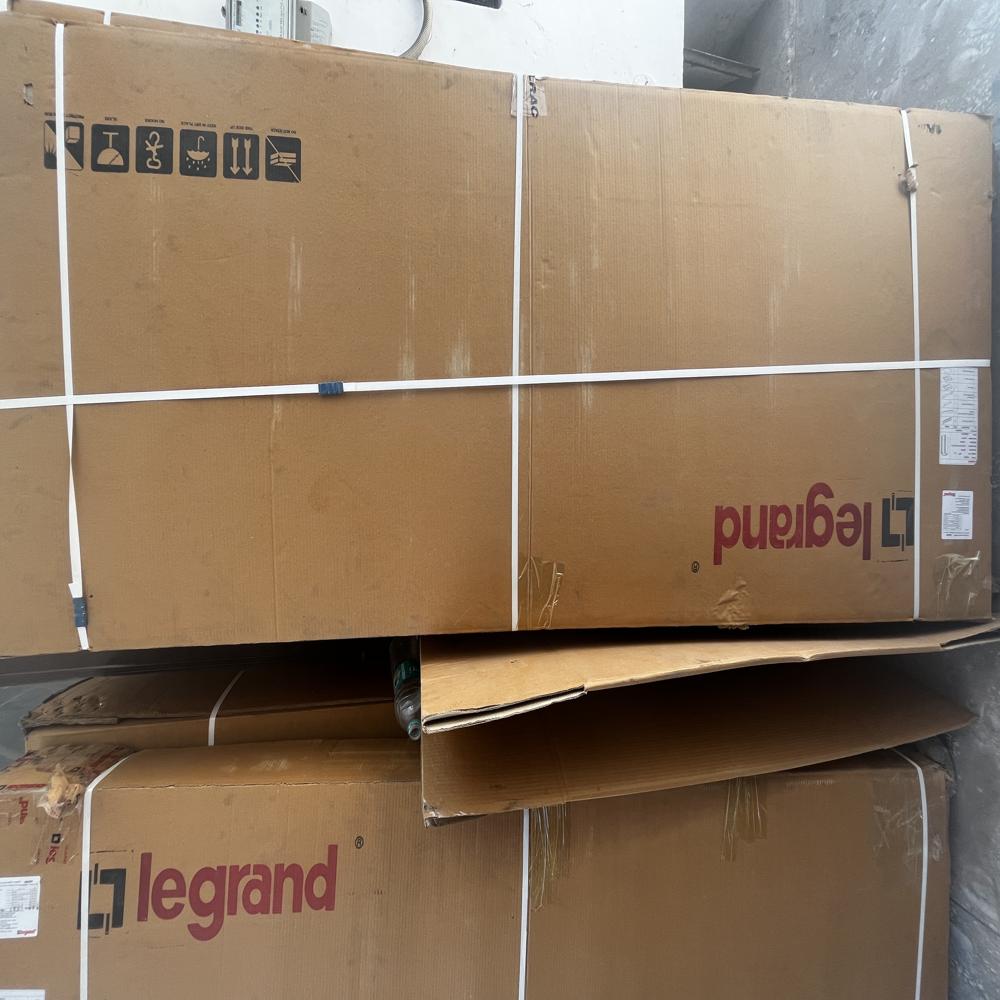 Legrand Valrack/Linkeo 42U 800mmW800mmD Flour Mount Rack Stainless Steel