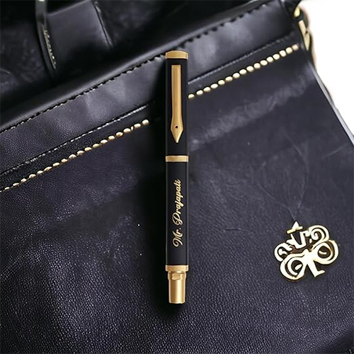 A9 Premium Triangle Pen - Color: Black