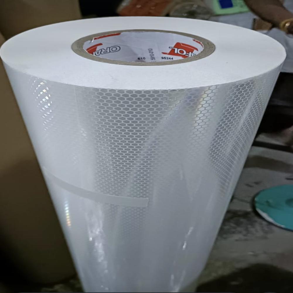 Orafall Reflective Sheet - Color: White