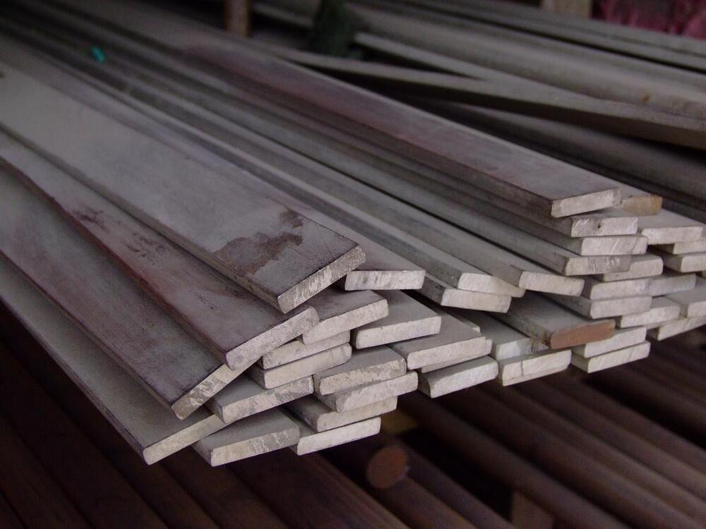 Mild Steel Rectangular Pipe - Features: Durable