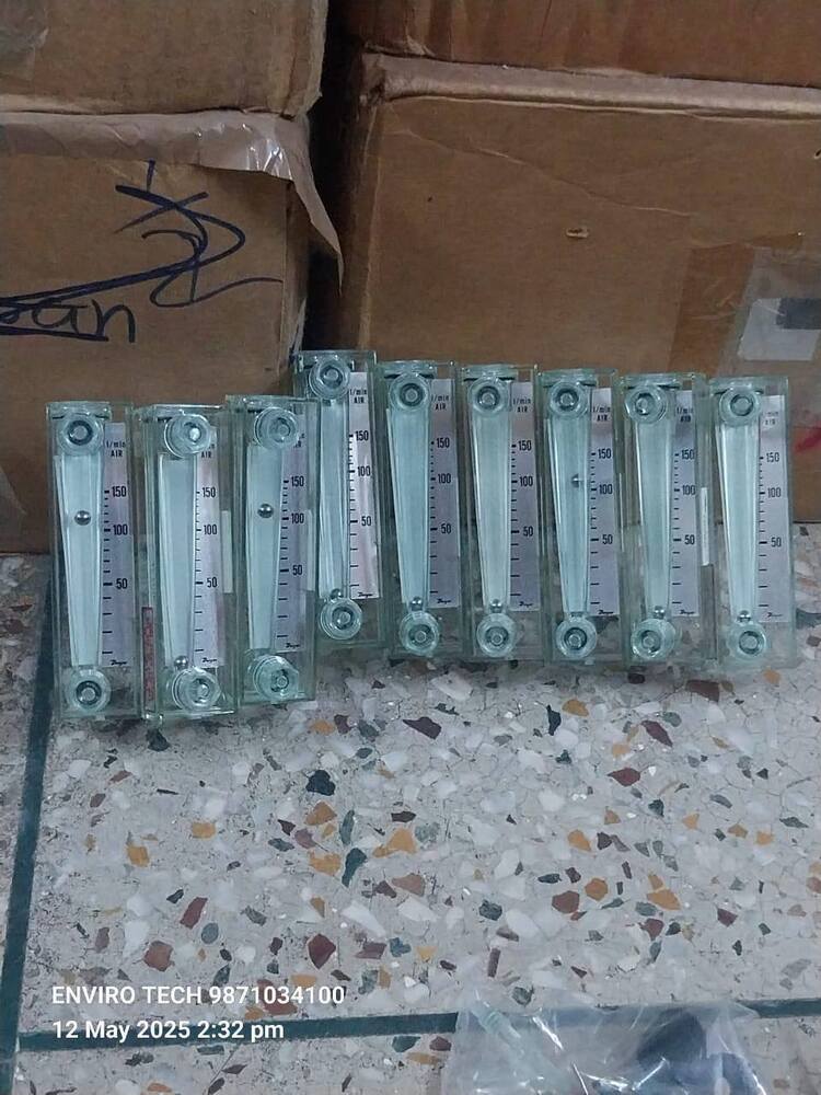 DWYER INSTRUMENTS MMA-27 15-150 LPM AIR