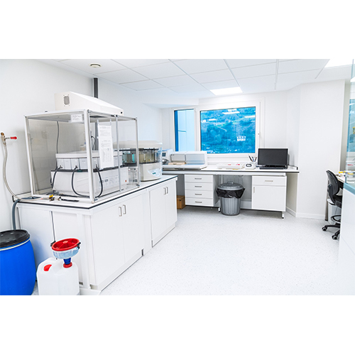 Laboratory Fume Hood - Assembly: No Assembly Required