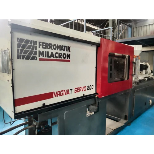 Milacorn Automatic Plastic Injection Moulding Machine - Capacity: 200 Ton/Day