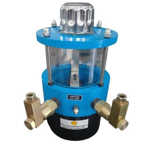 Grease Filling Pump - Capacity: 5 Kg