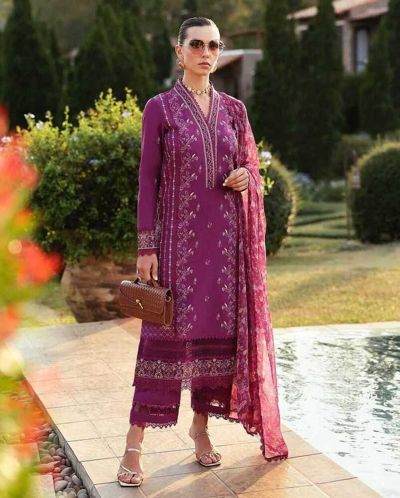 Launching New Pakistani Suit