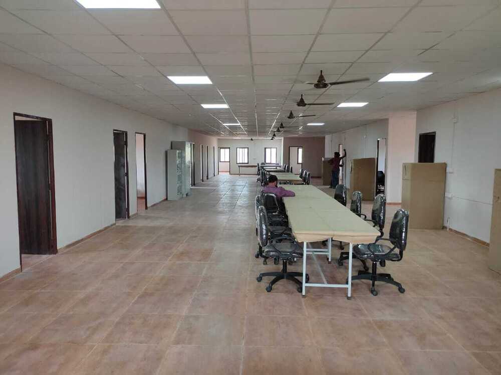 Construction Site Office - Color: White