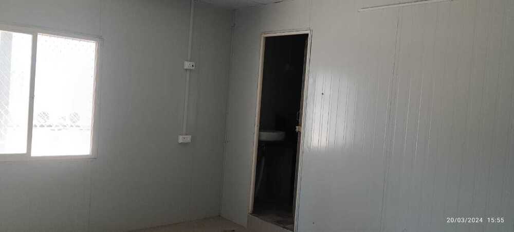 Construction Site Office - Color: White