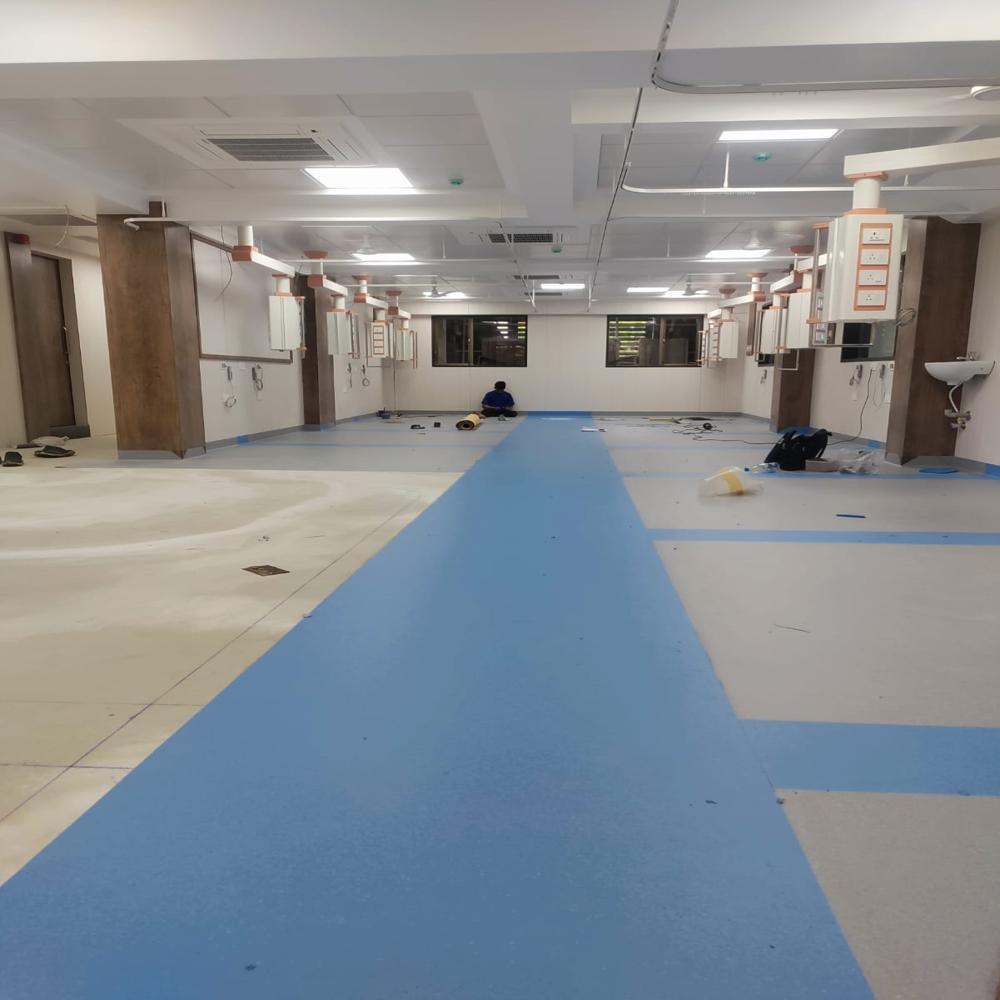 Vinyl Flooring - Vinyl, 2 M Width X 3 M Length, Light Blue, 2 Mm Thickness | Durable, Sterile, Slip-resistant For Surgical Rooms