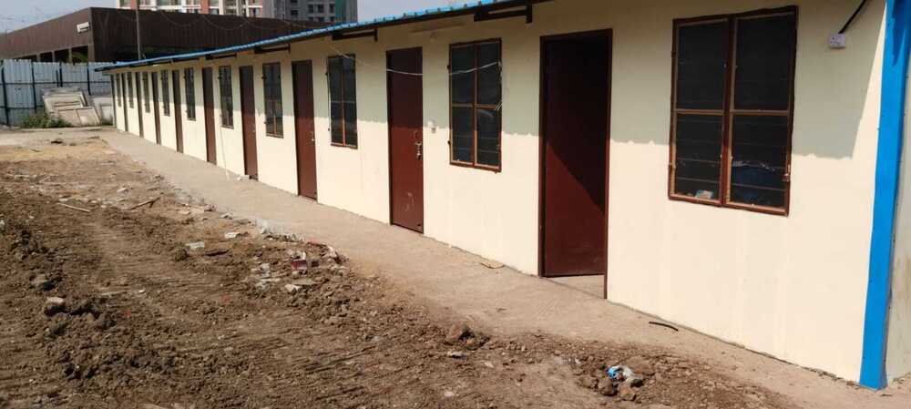 Labour Hutment - Color: White Blue