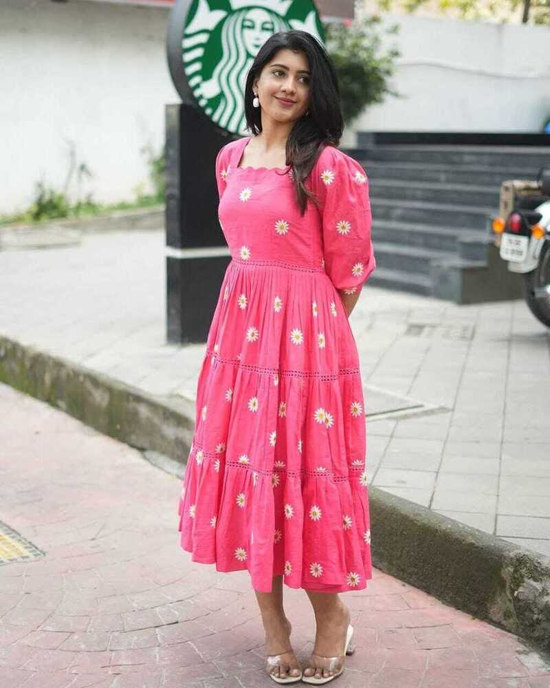 SUNFLOWER PRINTED KURTI
