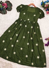 TRENDY SUNFLOWER PRINTED KURTI