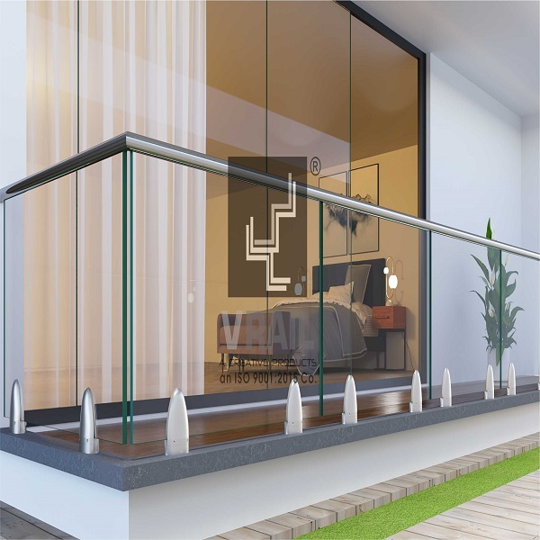 Ss Railing With Glass Panels - Stainless Steel Grade 304/316, Various Pvdf Colors: Golden, Rose Gold, Black, Wooden, Modular Design, Decorative Elegance