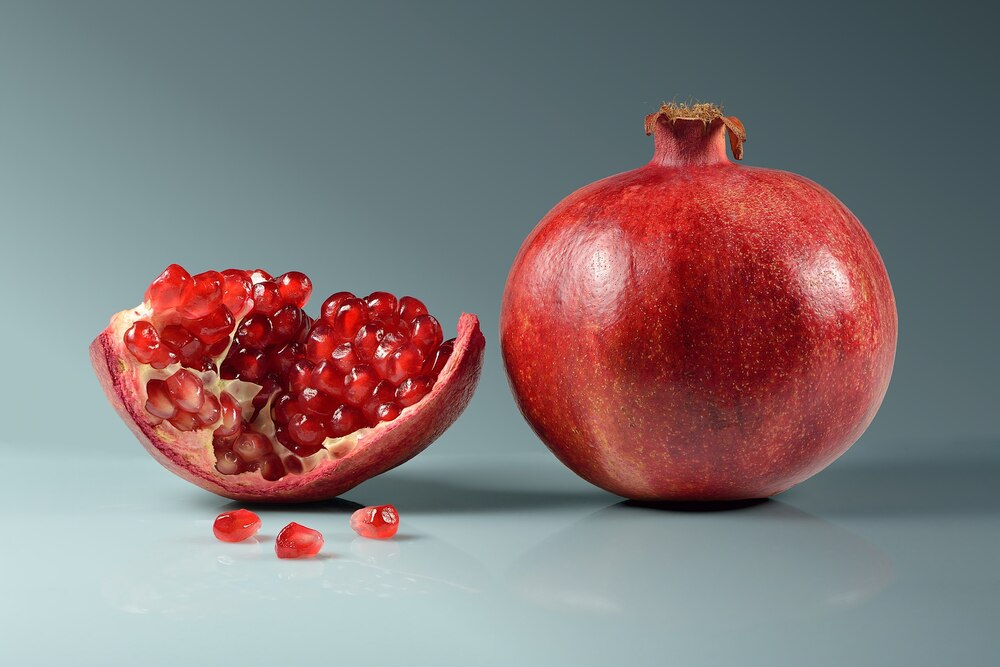 Pomegranate (Punica granatum)