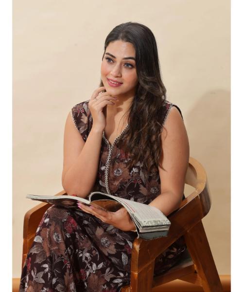 A-line Alpine Sleeveless Nighty With Optional Sleeves - Color: Multicolor