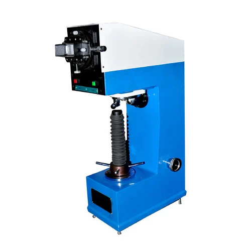 Computerized Vickers Hardness Tester - Accuracy: 100 %