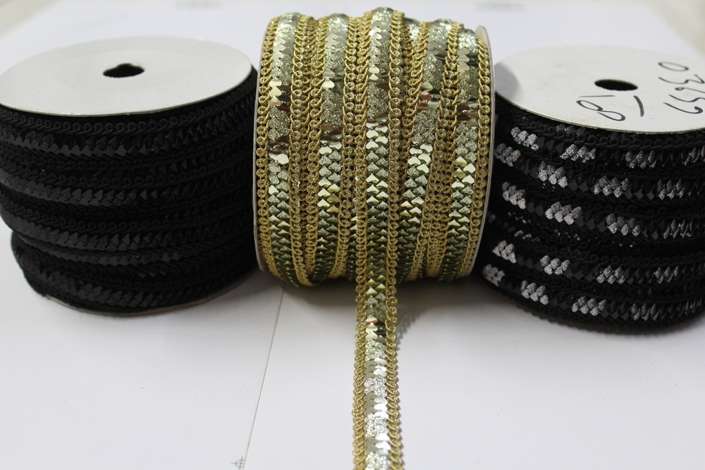 Zari Glitter Lace