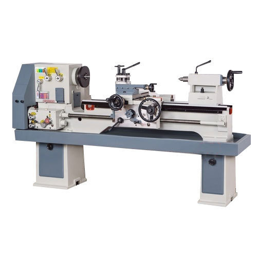 Medium Duty Lathe Machine 7 feet