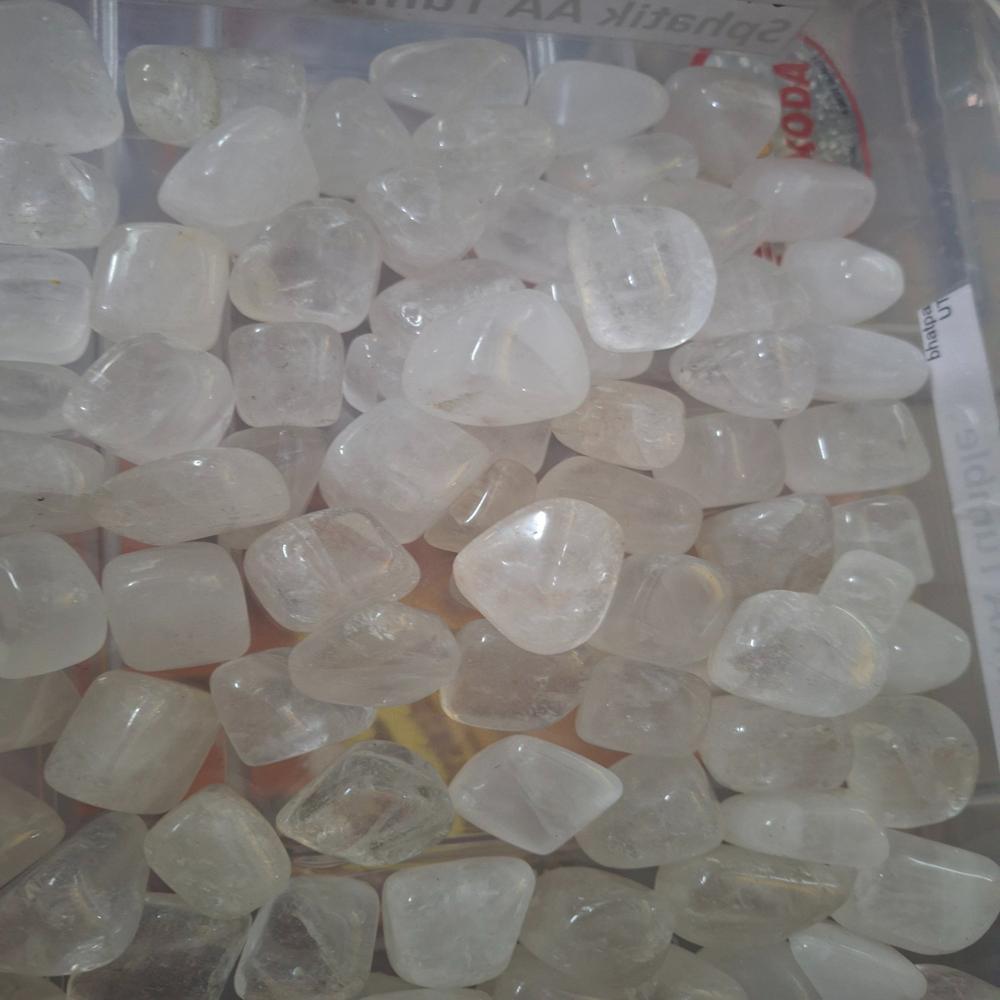 Sphatik tumble stone crystal tumble