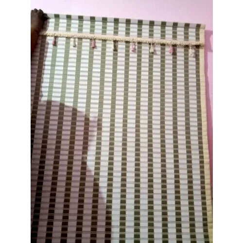 Bamboo Weaving Roll Up Blind - Color: Green And White