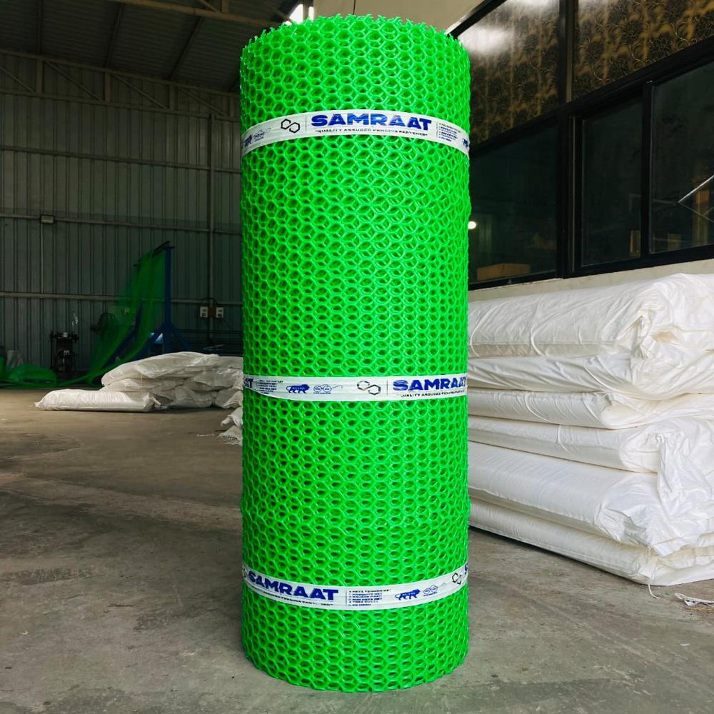 HDPE Fencing Net | Plastic Fencing Net | SAMRAAT FENCING | Plastic Jali