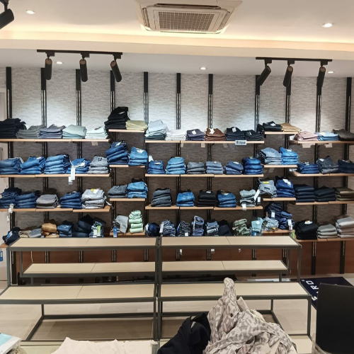 Post Piller Garments Display Racks 