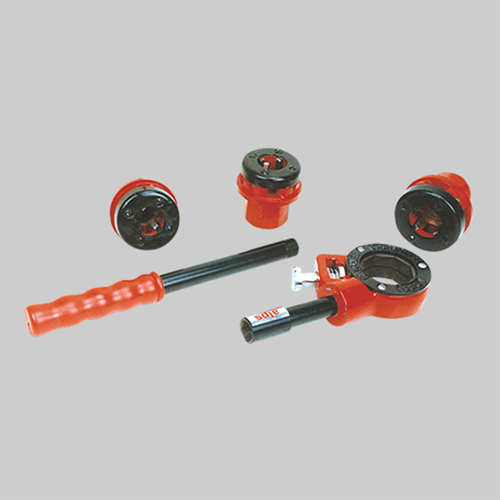 Ratchet Pipe Threader - Color: Black & Orange
