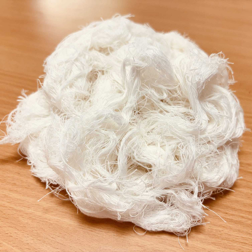 100% Waste Cotton Yarn white