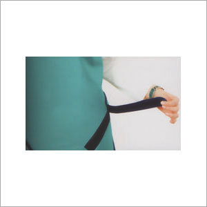 फ्रंट एप्रन