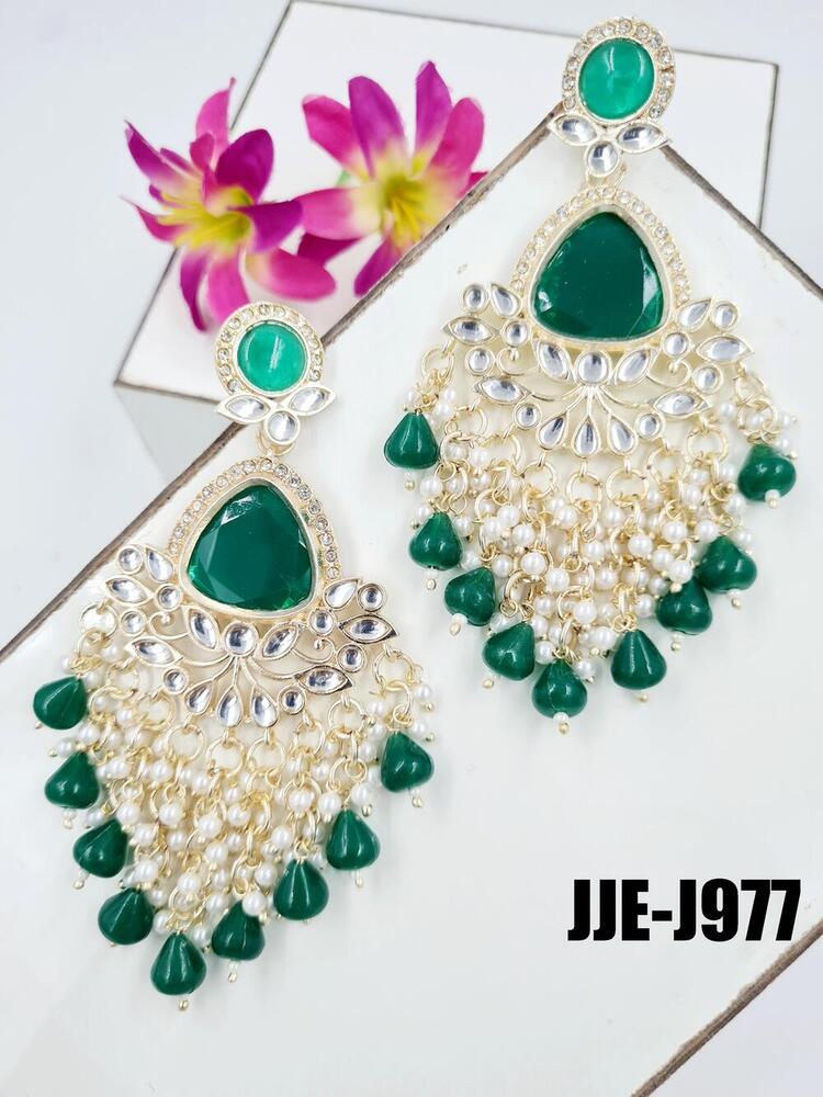 Un Cut Kundan Drop Earrings
